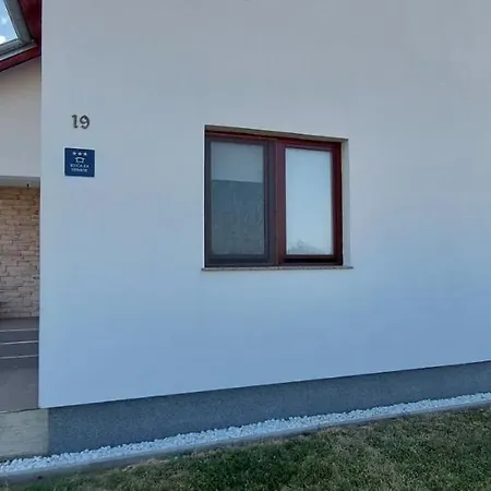 Villa Kuca Za Odmor Domus Alba à Branjin Vrh Extérieur photo