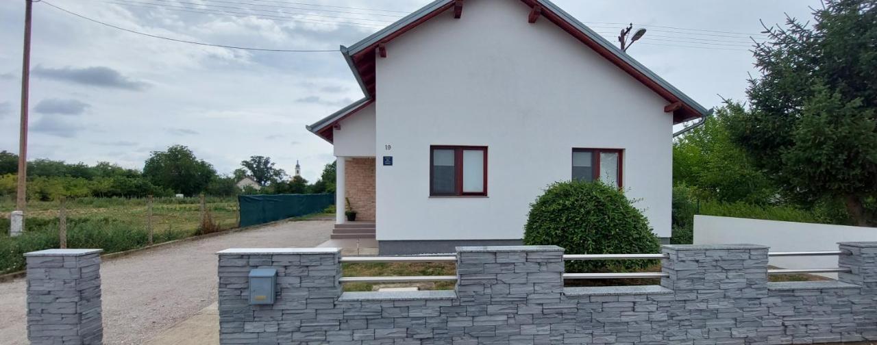 Kuca Za Odmor Domus Alba Branjin Vrh